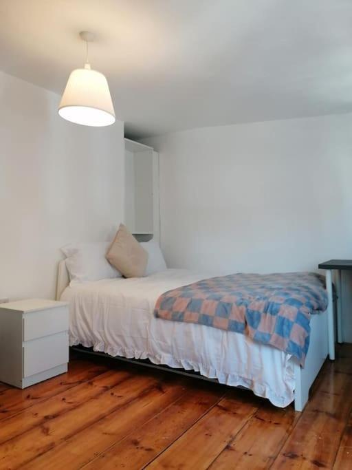 King'S Cross Road Private Rooms London Exterior photo